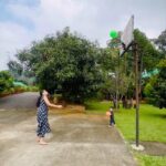 Parvathy R Krishna Instagram - അല്ലെങ്കിലും ദൈവം കഴിവുകൾ അങ്ങ് വാരിക്കോരിത്തരും … ഇതൊക്കെയെന്ത് 😋🫢 📷 : @tonyparackan 🤗🤗