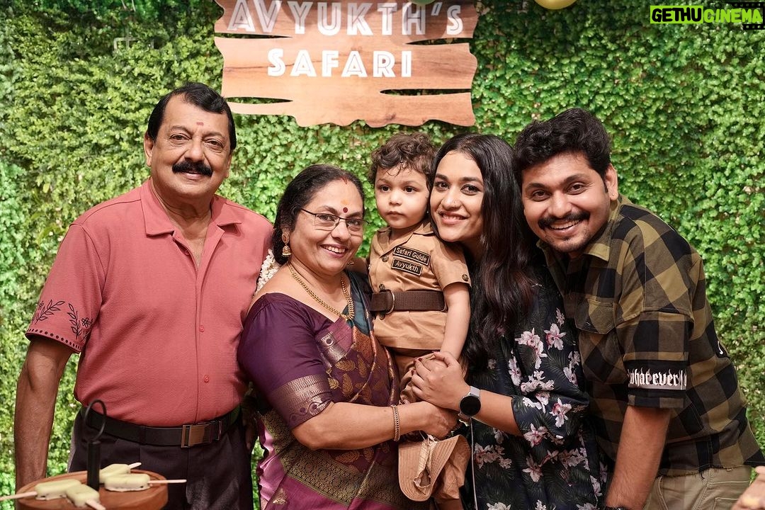 Parvathy R Krishna Instagram - Birthday Series ❤️❤️ 📷 : @inara__productions Achu outfit : @mini_kup Decor : @thegreindale Cake : @cakestrylounge2020 Venue : @theoliverestauranttvm