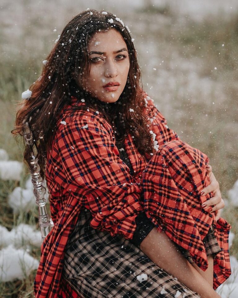 Parvathy R Krishna Instagram - It’s the most wonderful time of the year!” 📸: @vipinjkumar
