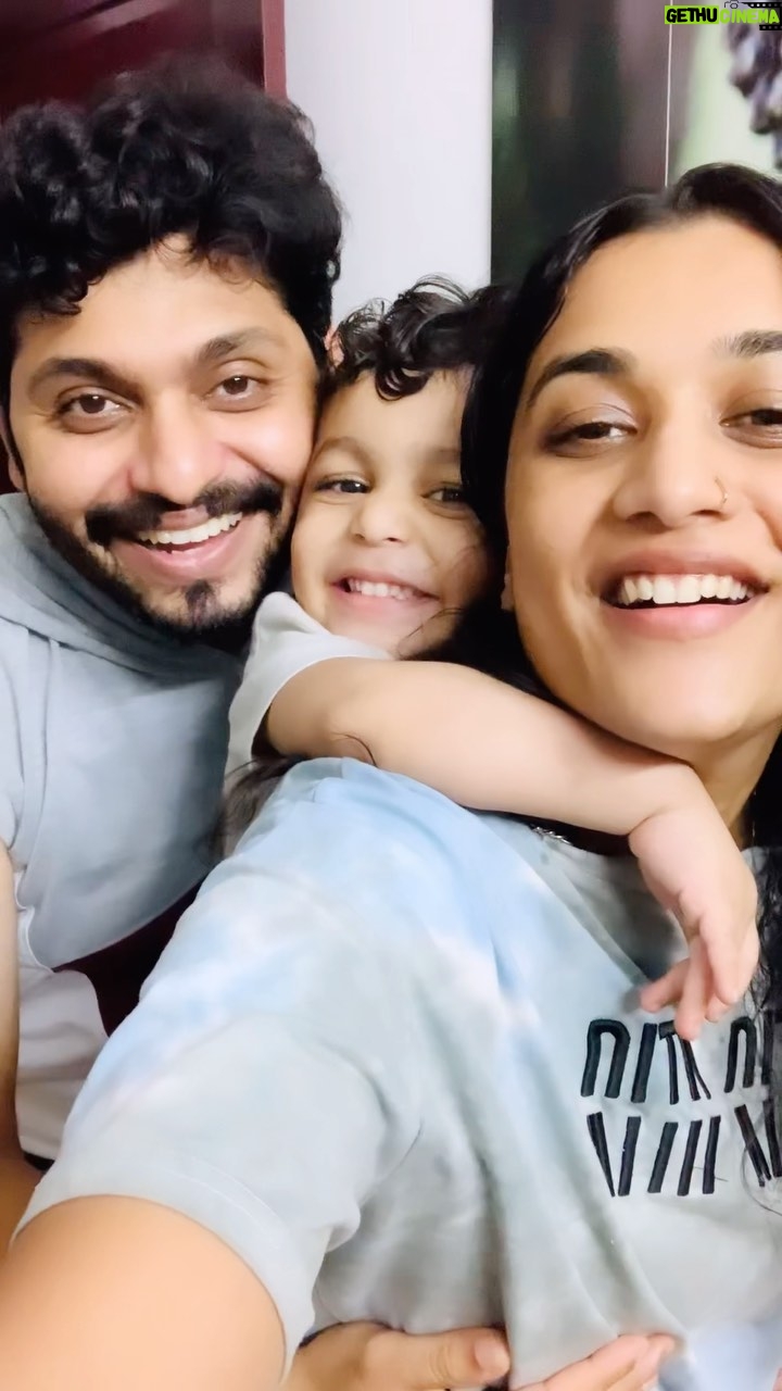 Parvathy R Krishna Instagram - Hey New Year , Cant wait to see the surprises you have prepared for me in this New Year..I am ready to receive it❤️ Welcome 2024 … Lets spread positivity all around .. Thank you universe for all the blessings .. Happy New Year everyone