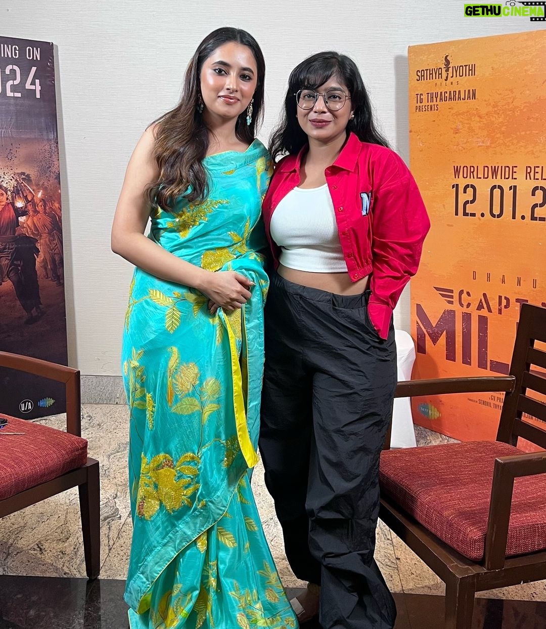 Parvathy Saran Instagram - Back to interviews… @priyankaamohanofficial for #CaptainMiller in theatres on Jan 12 💥 @galattadotcom Hyatt Regency Chennai