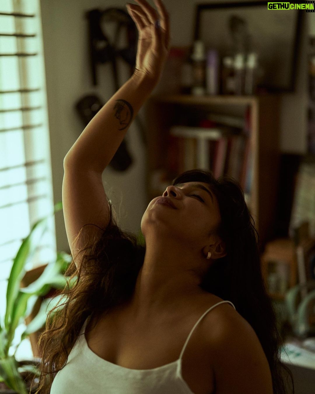 Parvathy Saran Instagram - romanticize 🤍 Portraits @haya_dp