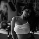 Parvathy Saran Instagram - Portraits of @vjpaaru in her cozy little room!