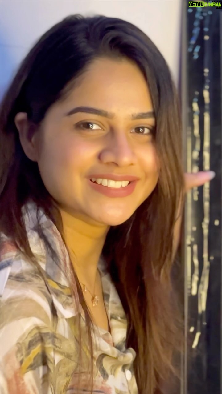 Parveen Instagram - Kannamaš¤ . . Frame @tamilankadaii . . #reels #reelsinstagram #reelitfeelit #photoframe #frame #picture #like #selflove #trendingreels #trending #insta #instagood #instagram #instalike #parveenofficial