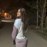 Parveen Instagram – Naa unna rasicha podhumae
Vera edhuvum venamae🤍
.
.
.
#instagood #instagram #insta #instafamily #trending #parveenofficial