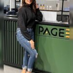 Parveen Instagram – Here’s how I transformed my look at @page3salon.Mogappair

Page 3 Salon has a frangunaration] space of luxury, comfort and style where they provide the perfect look for your hair.

For Booking your Appointments: 7305090085

#page3salon #page3mogappair #haircolor #hairstyles #parveenofficial #instagood #instagram #parveenofficial