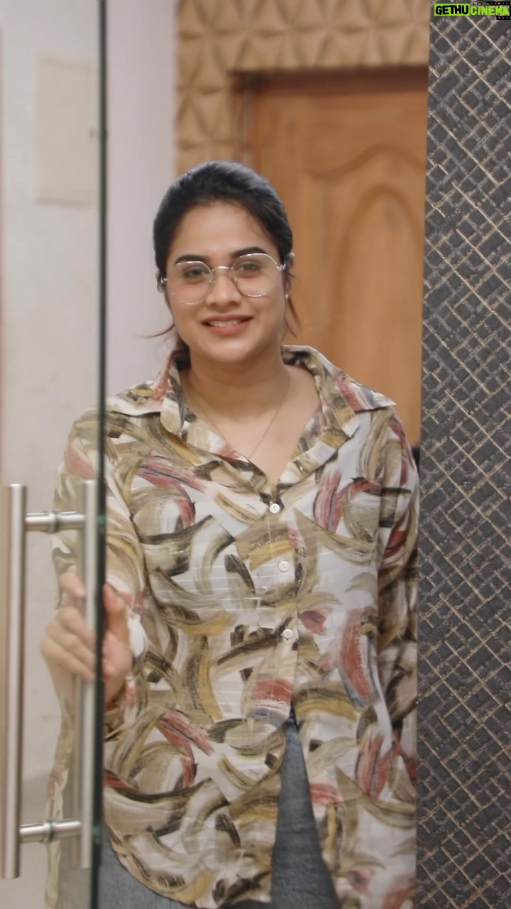 Parveen Instagram - #lifeison π @musicthaman @nayanthara @nileshkrishnaa @zeestudiossouth @saregamatamil #AnnaPoorani #nayanthara #trend #fashion #happy #reels #reelsinstagram #reelitfeelit #trending #tamilsong #trendingreels #insta #like #instagood #instadaily #parveenofficial
