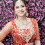 Parveen Instagram - Stunning bridal looks to make you look like a goddess on your wedding day! Book your bridal make-up appointment with Rajakilpakkam naturals . Call 7358770979 . #naturalssalon #naturalswomen #bridalmakeup #bridalmakeuplook #bridalmakeoverexpert #bridalartist #bridalmakeupindia #indiasno1salon #bridesofindia #bridalmakeupspecialist
