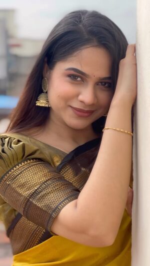 Parveen Instagram - Varaaha Nathikara ooram💛
.
.
#varaahanadhikaraioram #trendingreels #trending #tamilsong #reels #reelsinstagram #reelitfeelit #instagood #instadaily #instagram #trendingsongs #parveenofficial