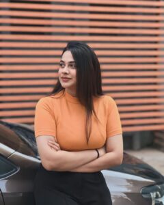 Parveen Instagram - When life gives you oranges, make orangeade !!🍊🧡 . . #picoftheday #photocrazy #orange #selflove #like #instalike #instagram #instagood #instadaily #trending #parveenofficial