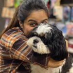 Parveen Instagram – This is not whiskey(my boy), He’s Ozzie i was met him in grooming parlour i loved his naughtiness and shyness he’s ditto of my whiskey🖤