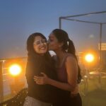 Parveen Instagram – Teju maaw🥹❤️
.
.
.
#instagood #instagram #instalike #picoftheday #trending #friends #parveenofficial