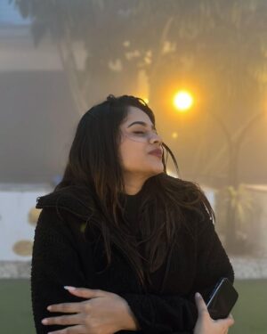 Parveen Instagram - 🖤🌧️
.
.
📸 @tejavenkateshoffl ❤️

#instagram #instagood #instalike #trending #parveenofficial
