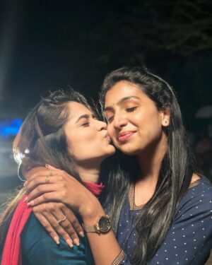 Parveen Instagram - Malar x Paaru>3 
.
.
.
#kanakaanumkaalangal #disnyhotstar #hotstar #instagram #instagood #instalike #shooting #parveenofficial