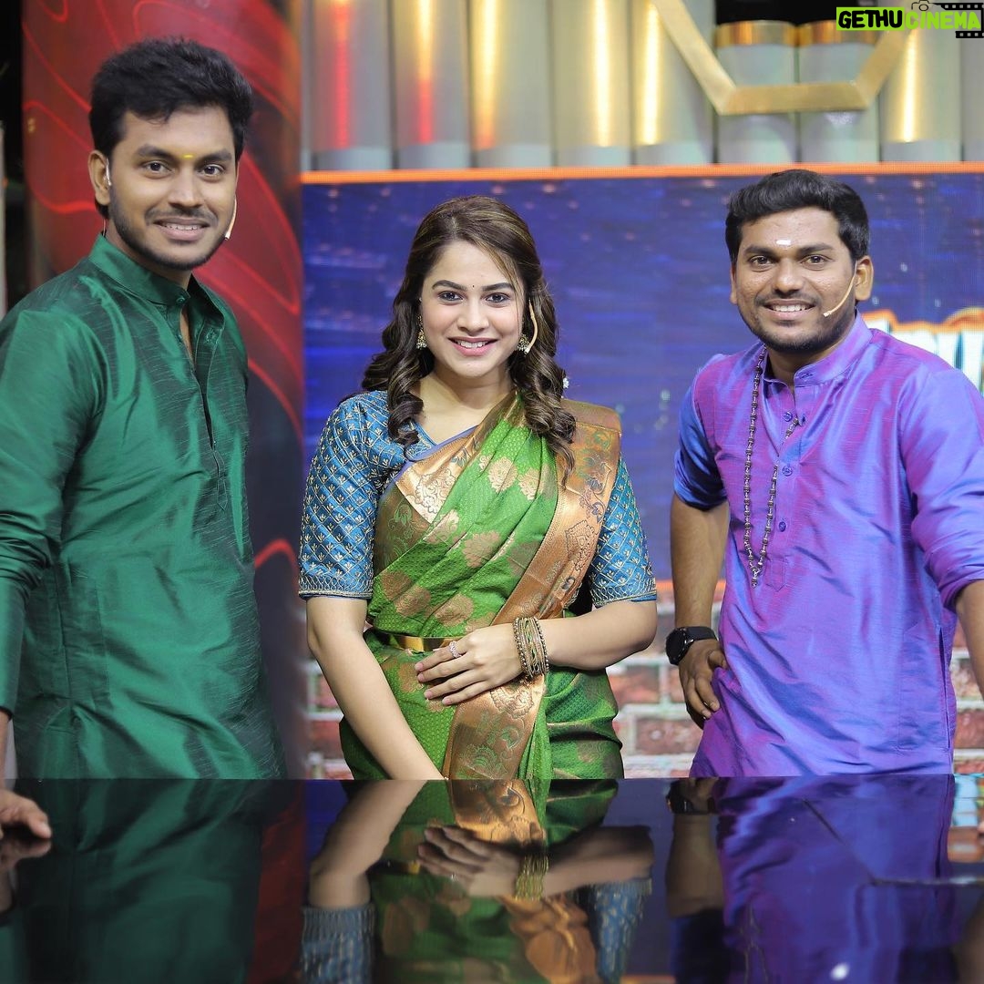Parveen Instagram - Team CSK❤️🔥 ( chummave show uh kedupom ) Saree from @swathisonline Credits @poovarasanphotography . . #blacksheep #blacksheeptamil #blacksheeptelevision #trypandrom #instagood #instagram #insta #instadaily #parveenofficial