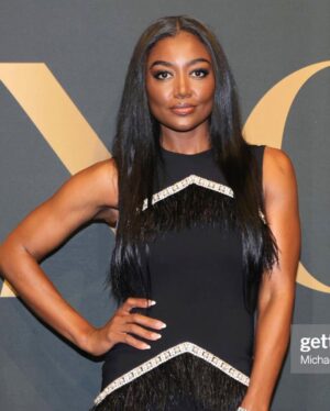 Patina Miller Instagram - Last night for @wwd honors ❤️ Felt cute. Def not deleting...y'all had me feeling good af about the finale! Thank you so much for the kind words..🥹So glad you enjoyed it. Season 3 is loading....❤️❤️
 
💇🏽‍♀️: @hairbyromorgan 
💄: @amandawilsonmakeup
💃🏾: @csiriano