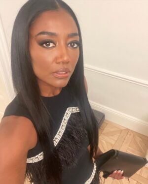 Patina Miller Instagram - Last night for @wwd honors ❤️ Felt cute. Def not deleting...y'all had me feeling good af about the finale! Thank you so much for the kind words..🥹So glad you enjoyed it. Season 3 is loading....❤️❤️
 
💇🏽‍♀️: @hairbyromorgan 
💄: @amandawilsonmakeup
💃🏾: @csiriano