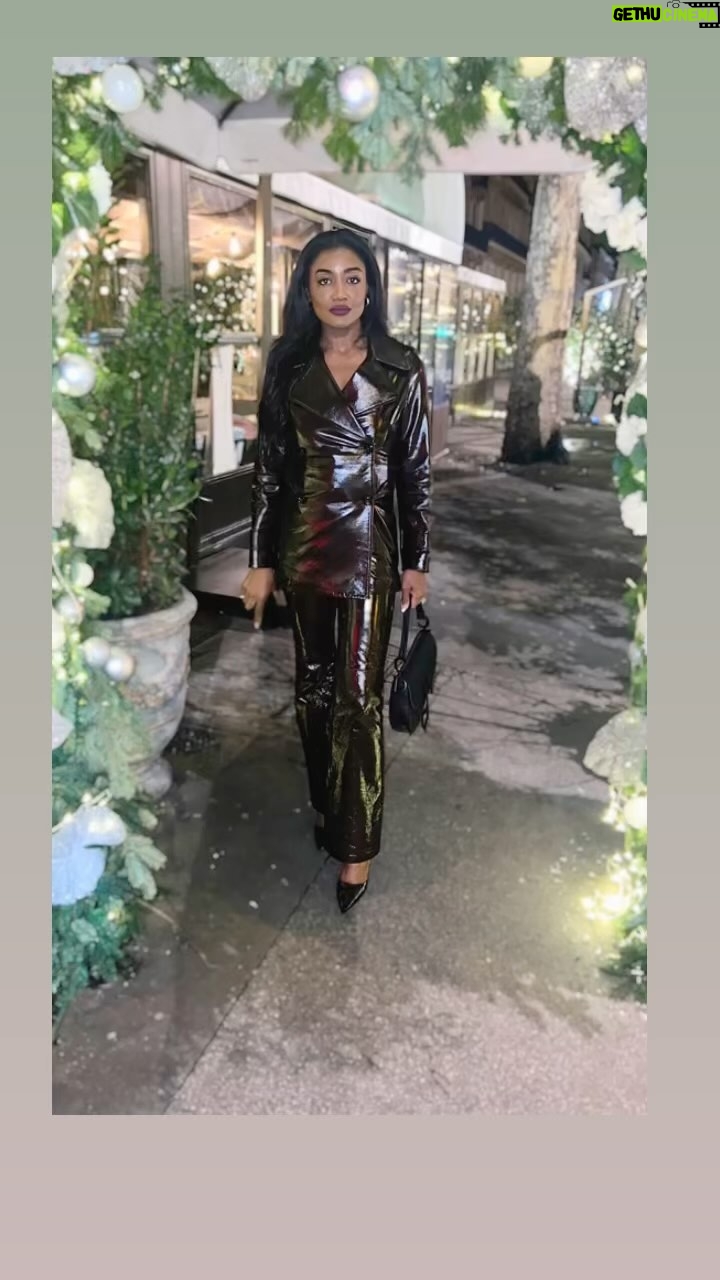 Patina Miller Instagram - I cant believe I was in Paris just two days ago liiiiiving! We got some rest, ate really bomb food, shopped, served a few low key lewks, saw some friends, and had the BEST time! π₯Ήπ₯°π₯β€οΈ This Love Jones still hits too....π₯°ππΎπ₯