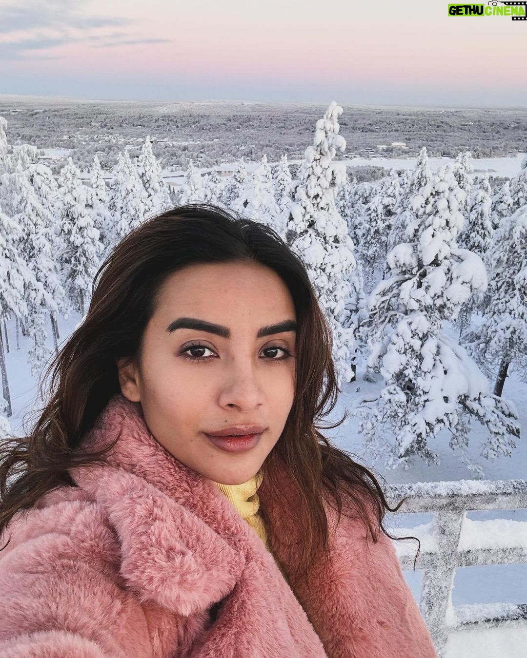 Patralekha Instagram - Thank you 2023. You were mostly wonderful❤️
