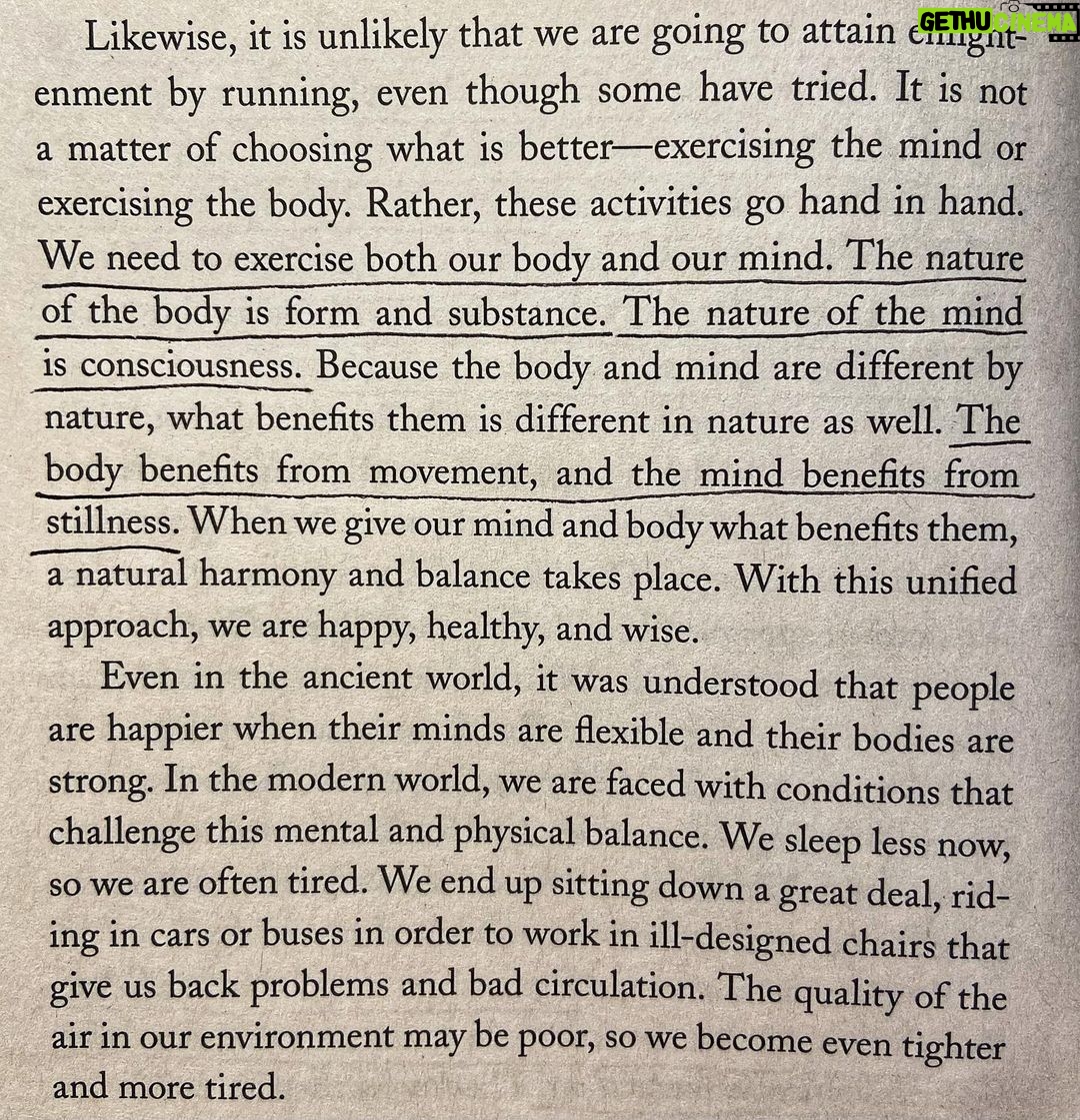 Patrice Godin Instagram - Running with the mind of meditation 🙏🏻 #running #trailrunning #ultrarunning #meditation #bouddhisme #buddhism #zenendurance