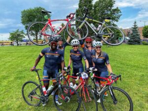 Patrice Godin Instagram - Et voilà! Mission accomplie pour le #gdpl
Bravo à tous ceux et celles qui ont participé à ce mouvement pour les saines habitudes de vie. Continuez de bouger et profitez de chaque instant. À la prochaine!
#1000km #quebecor