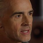 Patrice Godin Instagram - Partez à l’aventure dans votre tête et voyagez en 2059 avec « Le voyage immobile ». Les acteurs discutent du périple que vivent leurs personnages dans ce suspense de science-fiction. Cliquez sur le lien dans la bio de @audible_ca ! #LeVoyageImmobilexAudible #Audible #scifi