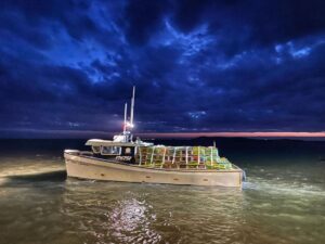 Patrice Godin Instagram - Ouverture officielle de la pêche aux homards aux Îles-de-la-Madeleine