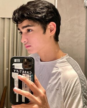 Patrick Quiroz Instagram - 