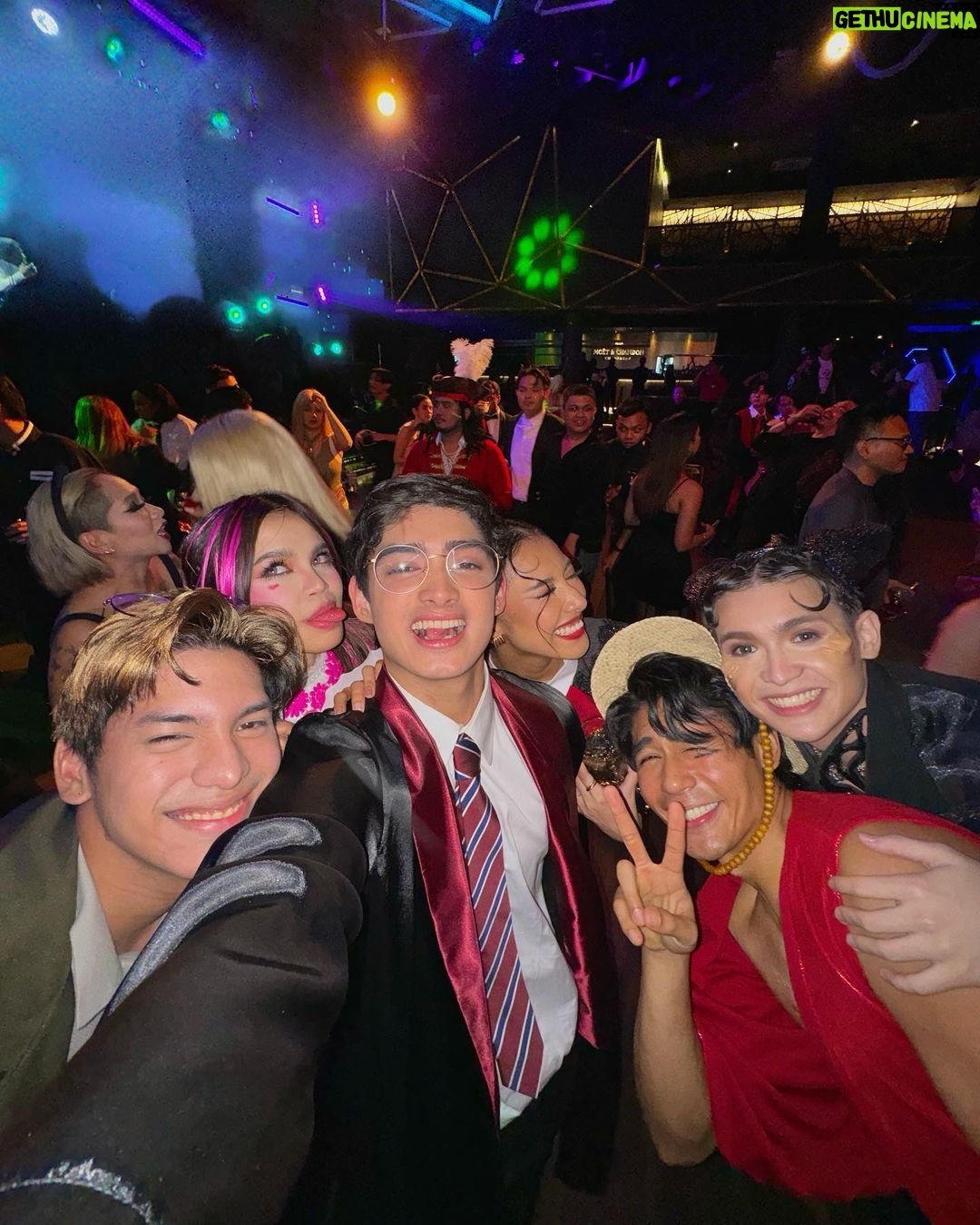Patrick Quiroz Instagram - Last night at the Sparkle Spell 2023. Had so much fun with these amazing artists and people. Thank you so much for welcoming me to my newest family, @sparklegmaartistcenter . Thank you @annettegozonvaldes @joymarcelo1115 @bossenteng and to all my new bosses for having me. No more words to put out here but all Glory to God. ππ½β€οΈ #sparklespell2023