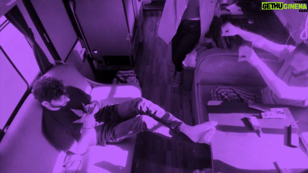 Paul Denino - 1.1K Likes - 24/7 RV camera stream link in bio!
__________________________________________________
#youtube #livestream #livestreamer #gaming #irl #iceposeidon #cx #purplearmy