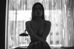 Paulina Gaitán Instagram - 🖤