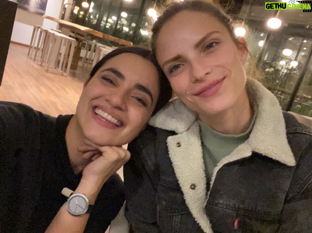 Paulina Gaitán Instagram - Mi bebe hermosa es un placer tenerte como compañera y amiga te amo bby ....de verdad es algo maravilloso tenerte cerca