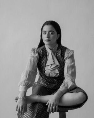 Paulina Gaitán Instagram - Photoshoot para revista @lifeandstylemex ❤️‍🔥❤️‍🔥
.
.
.
.
.
.
.
#model #photoshoot #louisvuitton #magazine #actress #style