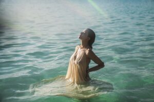 Paulina Gaitán Instagram - Me encanta como me ven tus ojos hermosos 
📸 @cachephoto 

#bacalar #a1 #morning #akalki