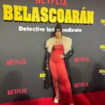 Paulina Gaitán Instagram - En la alfombre de Belascoaran ❤️‍🔥 Muy contenta y agradecida Gracias por dejarme hermosa @sean_derbes @emmimua @andreamdz Primer look @gabriellevenguer Segundo look @rafaella.clo