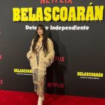 Paulina Gaitán Instagram - En la alfombre de Belascoaran ❤️‍🔥 Muy contenta y agradecida Gracias por dejarme hermosa @sean_derbes @emmimua @andreamdz Primer look @gabriellevenguer Segundo look @rafaella.clo