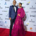 Paulina Gaitán Instagram - Ayer estuvimos en los @iemmys por la nominación que tuvimos por el Presidente, me llena de emoción poder haber estado ahí con amigos y gente que quiero y admiro mucho Fue mágico✨ Gracias @tylenolprincess @armandobo @soyandresparra @primevideolat y gracias a todos los involucrados ❤️‍🔥❤️‍🔥❤️‍🔥❤️‍🔥❤️‍🔥✨ Y quiero hacer un agradecimiento especial a @carlospinedamx por tan hermoso vestido 🙏🙏✨ fuimos la sensación ❤️❤️ triunfamos!!! Gracias querido por dejarme hermosa para un evento tan importante