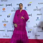 Paulina Gaitán Instagram - Ayer estuvimos en los @iemmys por la nominación que tuvimos por el Presidente, me llena de emoción poder haber estado ahí con amigos y gente que quiero y admiro mucho Fue mágico✨ Gracias @tylenolprincess @armandobo @soyandresparra @primevideolat y gracias a todos los involucrados ❤️‍🔥❤️‍🔥❤️‍🔥❤️‍🔥❤️‍🔥✨ Y quiero hacer un agradecimiento especial a @carlospinedamx por tan hermoso vestido 🙏🙏✨ fuimos la sensación ❤️❤️ triunfamos!!! Gracias querido por dejarme hermosa para un evento tan importante