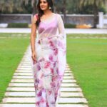 Payal Rajput Instagram – Get endless elegance via saree.
🥻 

Styled by @impriyankasahajananda 
Outfit @aadhya_designs 
—————————————
Hairdo @salmasayyed47 
Mua @mua_sriman 

#styledbypriyankasahajananda