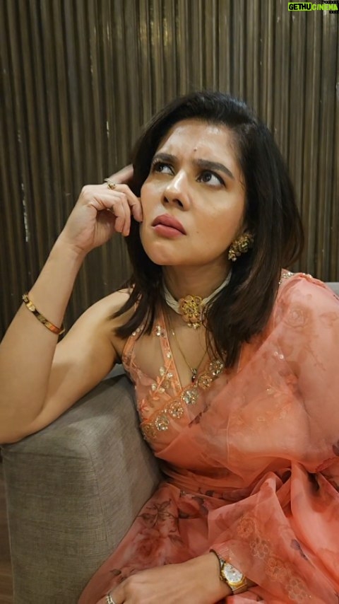 Payel Sarkar Instagram - Zindegi ka Maazaa kon le laha he 🤔