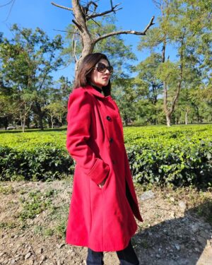 Payel Sarkar Instagram - Mornings be like 🏞 

#WorkMode + TravelMode 😎