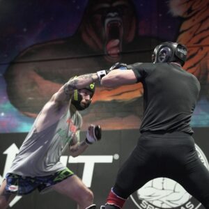 Peter Queally Instagram - 20 rounds sparred since Christmas Day!