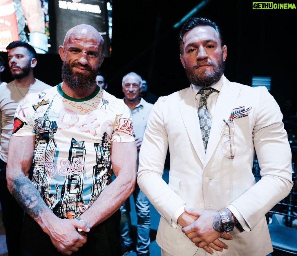 Peter Queally Instagram - Good luck tomorrow @thenotoriousmma The best fighter I have ever seen 🤝