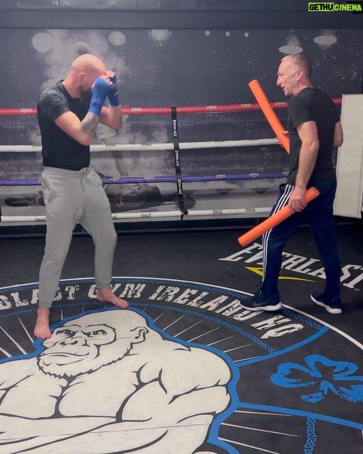 Peter Queally Instagram - First time doing a little bit of punching since my surgery!! I’ve honestly been so worried about this one, it has felt so bad the past months like it’s never going to get better. So even though it was super sore and clunky today it’s still a big deal for me…. First step on the road back!! Thanks @coachdavidjones @gymking