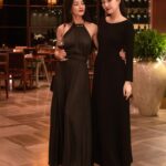 Phạm Nguyễn Lan Thy Instagram - Buổi sáng mình còn làm cô gái đằm thắm Phú Yên, tối đáp máy bay Sài Gòn làm cô gái tiệc tùng ở @newworldsaigon với chị Trân Thêm một chiếc váy nữa của @majeparis trong tủ đồ, đơn giản xinh xắn tính ứng dụng cao, đứa lười như mình đỡ phải mất thời gian suy nghĩ việc phối đồ, chỉ cần túm lấy một chiếc váy, điểm trang xinh xinh là ra đường thôiii @tamsonfashion