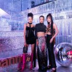 Phạm Nguyễn Lan Thy Instagram - Cô Thy này lần đầu tôi được gặp. Hôm đấy sắm vai cô gái disco kiêu kì tại sự kiện @hm x @rabanne, nhân dịp ra mắt BST mới đầy sự phóng khoáng tiệc tùng rất Rabanne nhưng cũng đầy lãng mạn cổ điển. Một buổi tiệc sang trọng lấp lánh tại @sunlifevn được tạo nên bởi chị @hadocreative và team 🫶 Mọi người thấy sao? Chứ tôi cũng tự thấy lạ hoắc với cái tạo hình này 😂 ____ Lan Thy by @trinhtatdat Makeup @trieu_lee Hair @hua_dung93 Photo @hachihachidoan Stylist @babithanh #rabannehm
