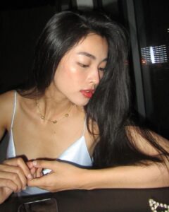 Phạm Nguyễn Lan Thy Instagram - em bé @katiee.ne chụp Thy