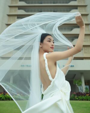 Phạm Nguyễn Lan Thy Instagram - Tình yêu, tự nhiên như hơi thở 

_____
Production by @travellive_official 
Photographer:  @tangtangstudio 
Producer: @trinhtatdat 
Model: @lanthy.pham x @avinlu.95 
Stylist: @toqoso 
Photographer Assistant: Đắc Lộc, Minh Tuấn
Production Assistant: @___chivann , @12g.gser_t 
Costumes: @ladyksaigon , @datt_official , @klei.studio