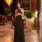 Phạm Nguyễn Lan Thy Instagram - Buổi sáng mình còn làm cô gái đằm thắm Phú Yên, tối đáp máy bay Sài Gòn làm cô gái tiệc tùng ở @newworldsaigon với chị Trân Thêm một chiếc váy nữa của @majeparis trong tủ đồ, đơn giản xinh xắn tính ứng dụng cao, đứa lười như mình đỡ phải mất thời gian suy nghĩ việc phối đồ, chỉ cần túm lấy một chiếc váy, điểm trang xinh xinh là ra đường thôiii @tamsonfashion