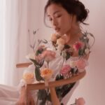 Phạm Nguyễn Lan Thy Instagram - 20/10 lan toả chút năng lượng cẩm hường, chúc những người phụ nữ của tôi một ngày thật vuiii
